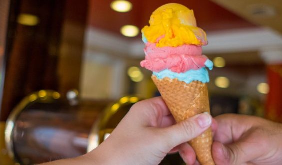 Rekordverkäufe bei Wasser und Eis durch Hitzewelle im Juni