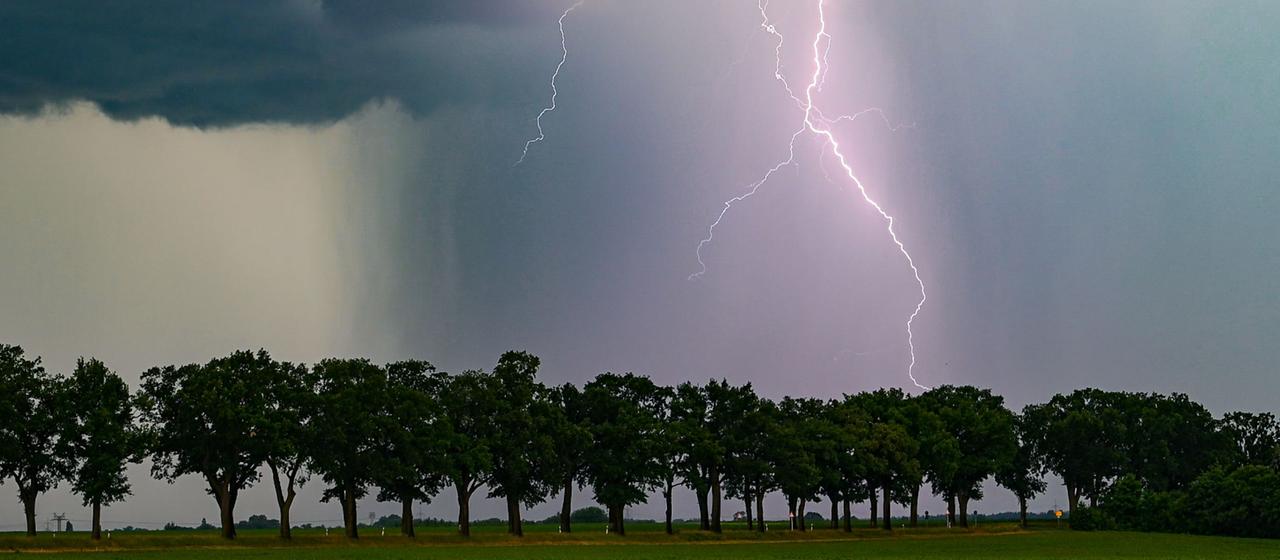 Hitzewelle und Gewitter: Wetterextreme in Deutschland