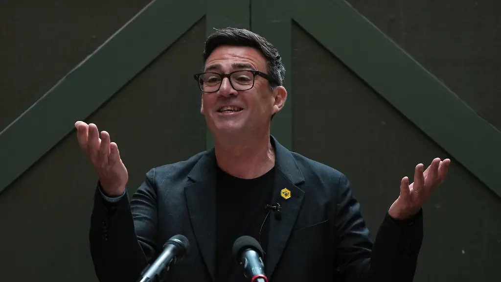 Andy Burnham wird neuer britischer Premierminister