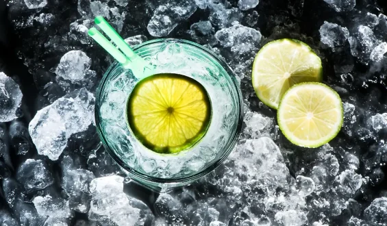 Wellnessgetränke im Test: Gesund oder bloße Werbung?