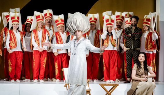 Die Entführung aus dem Serail mit Bülent Ceylan: Mozarts Oper bei BILD
