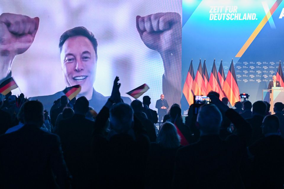 Tesla: Begrenztes Comeback in Deutschland