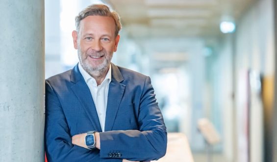 Börsen-Experte gibt Tipps zum Investieren von 100, 1.000 oder 10.000 Euro