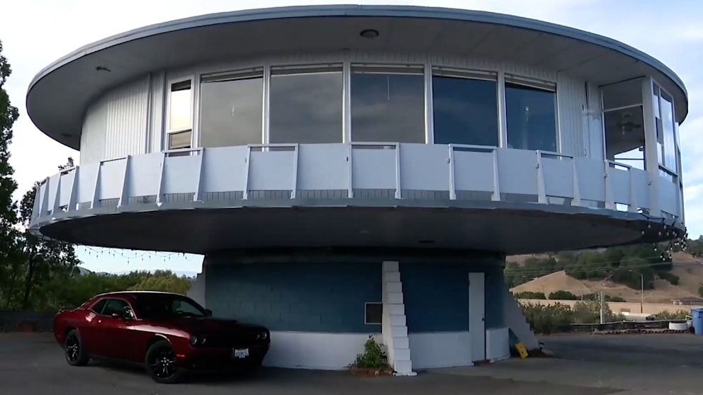 Außergewöhnliches UFO-Haus in Kalifornien zu verkaufen