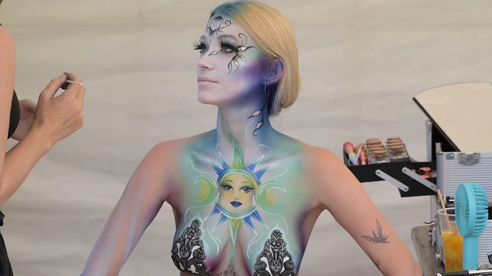 Nackte Haut wird zum Kunstwerk: So schön kann Farbe sein