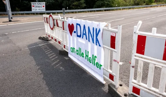Waldbrände in Belgien und NRW: Aktuelle Lage und Maßnahmen