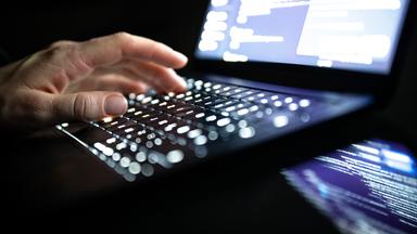 Meta’s KI-Software: Sicherheitsprobleme und Vorfälle im Fokus