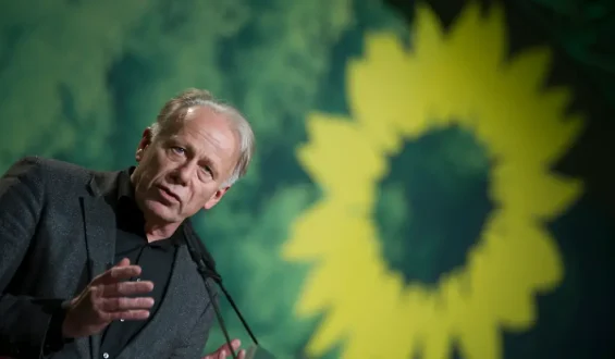 Jürgen Trittins Sicht auf die Energiewende und ihre Herausforderungen