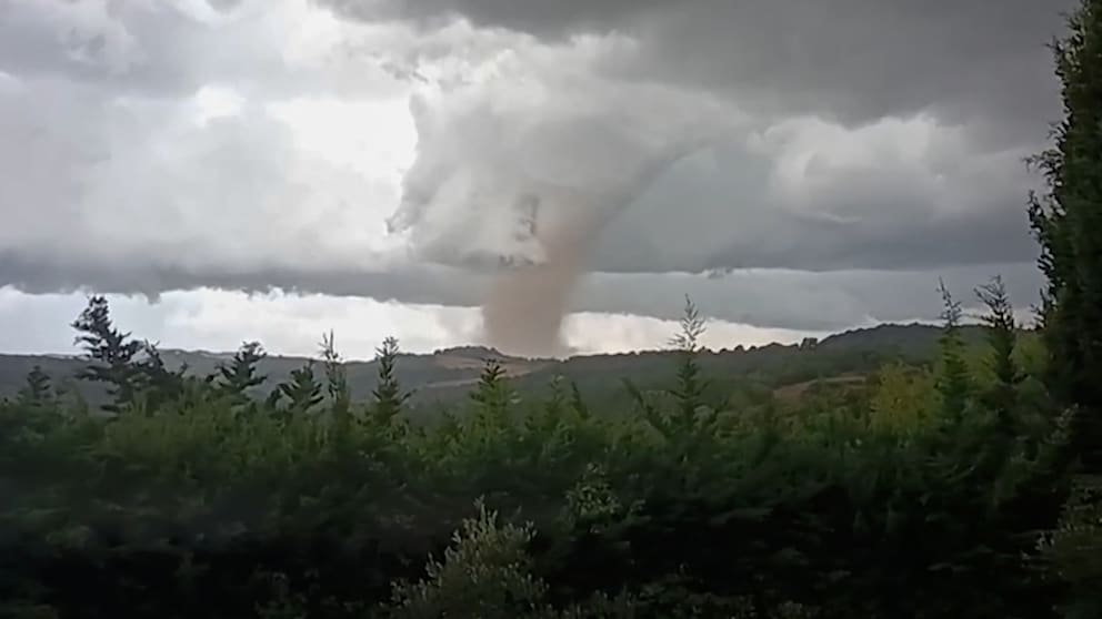 41 Verletzte und schwere Schäden durch Tornado in Südfrankreich