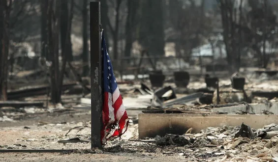 Ausnahmezustand in Spokane: Tausende fliehen vor Waldbränden