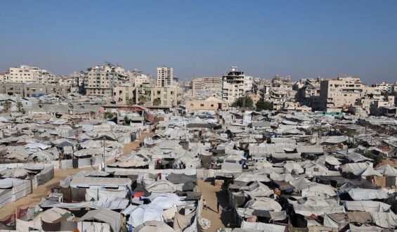 Notlagen in Gaza: Das Leben in den Notunterkünften