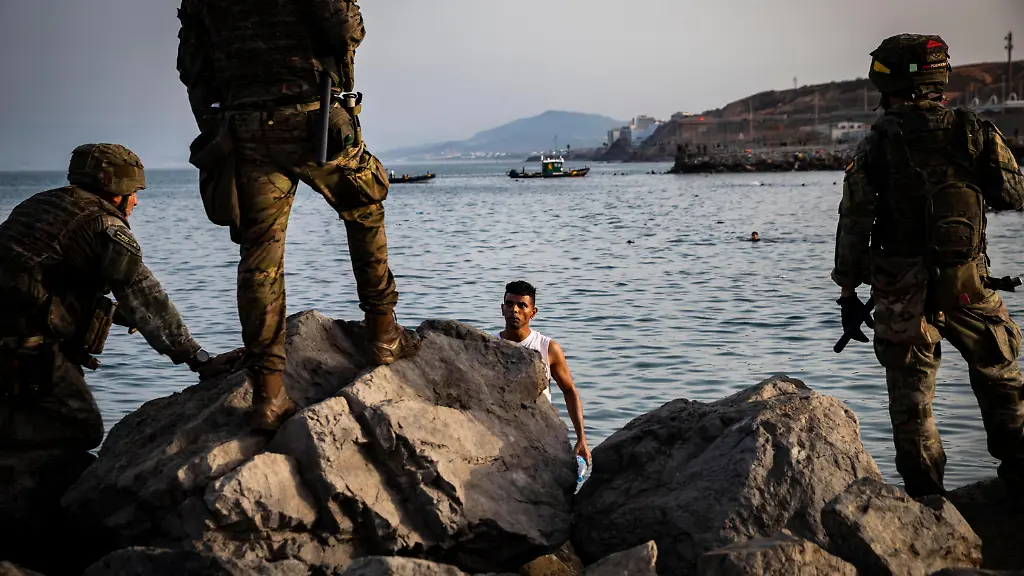 Waldbrände lenkten spanische Regierung von Ceuta ab