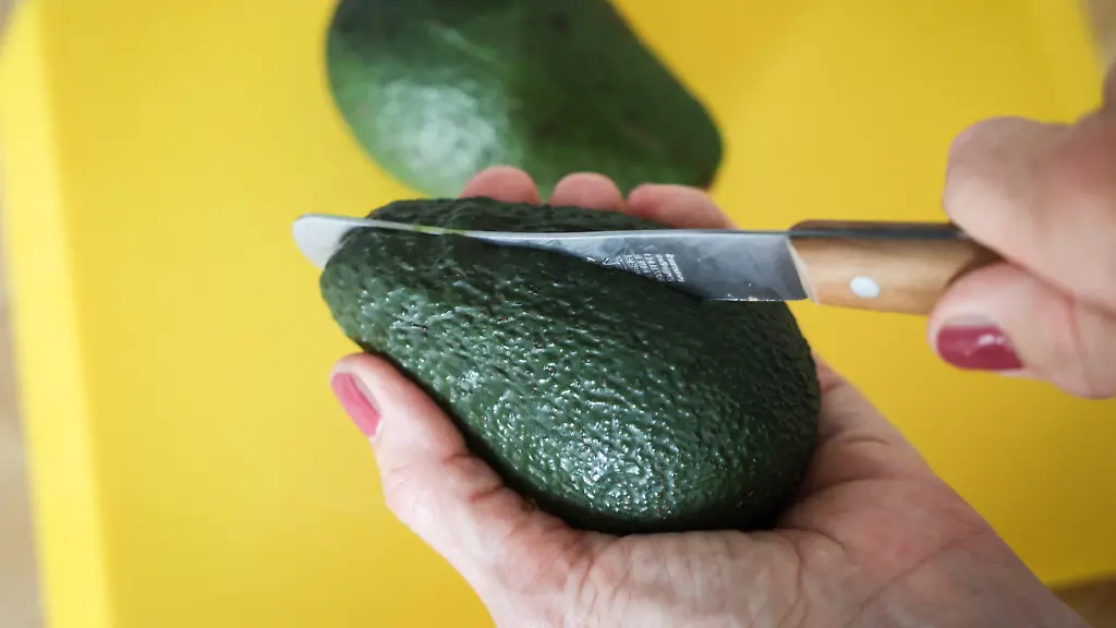 Mehr Frauen von „Avocado-Hand“-Verletzungen betroffen