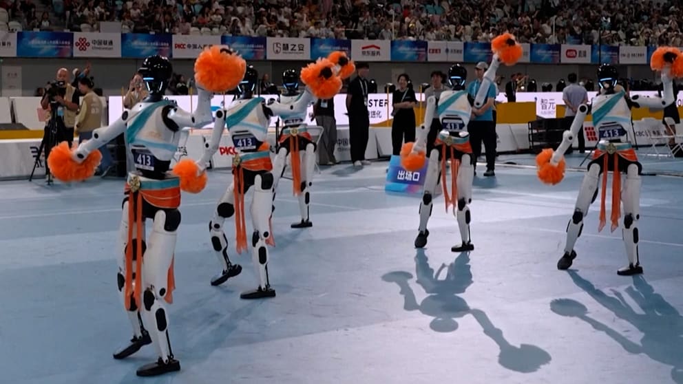 Roboterweltspiele in Peking: Skurrile Wettbewerbe und technische Herausforderungen