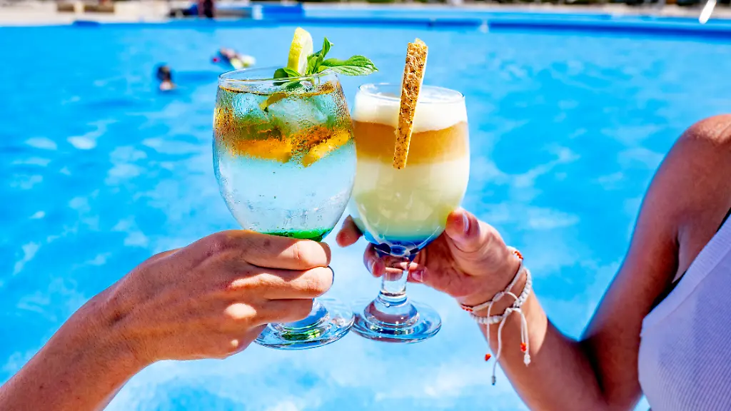 Deutsche bevorzugen Pauschalreisen und sparen am Urlaubsort