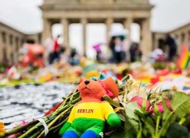 Innenausschuss debattiert über CSD-Anschlag und Sicherheitsmaßnahmen