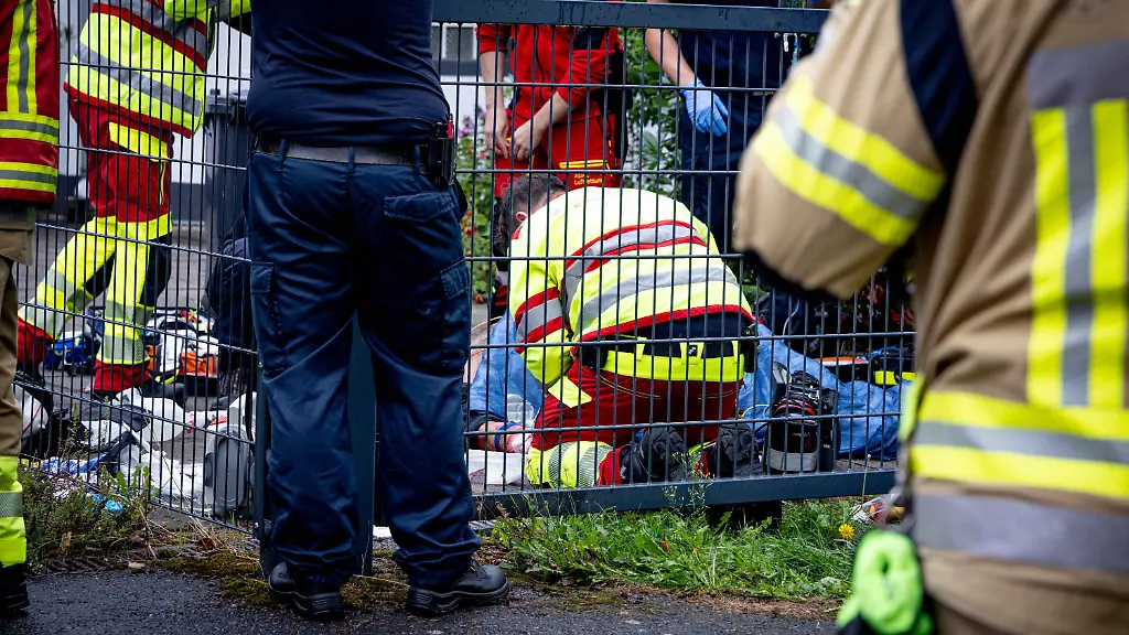 Axtangriff in NRW: Mordkommission ermittelt