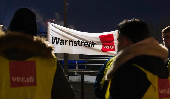 Verdi ruft Hafenmitarbeiter zu Warnstreiks auf