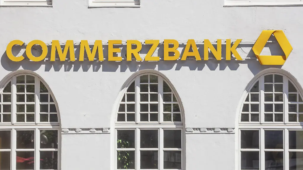 Unicredit vor Aktienmehrheit bei Commerzbank