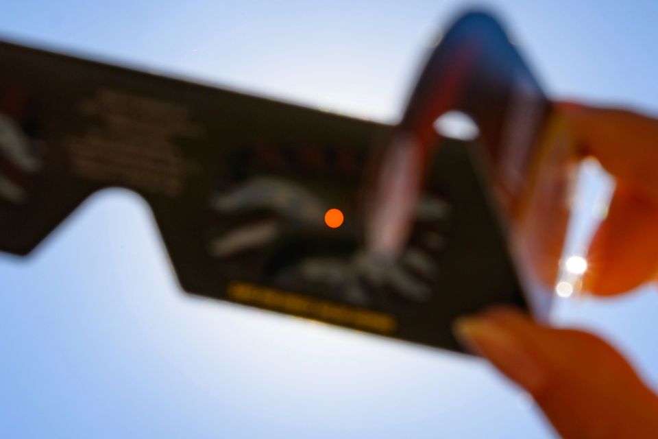 Preisexplosion bei Sonnenfinsternisbrillen