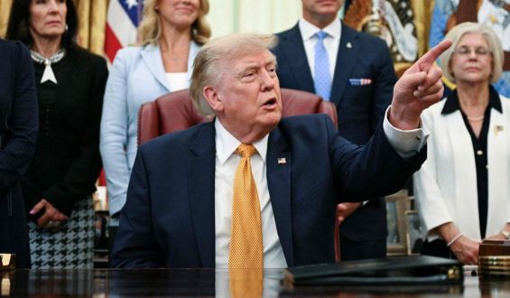Trump behauptet neue Gespräche mit Iran