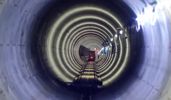 Fünf Kilometer langer Elbtunnel für Suedlink-Stromautobahn fertiggestellt