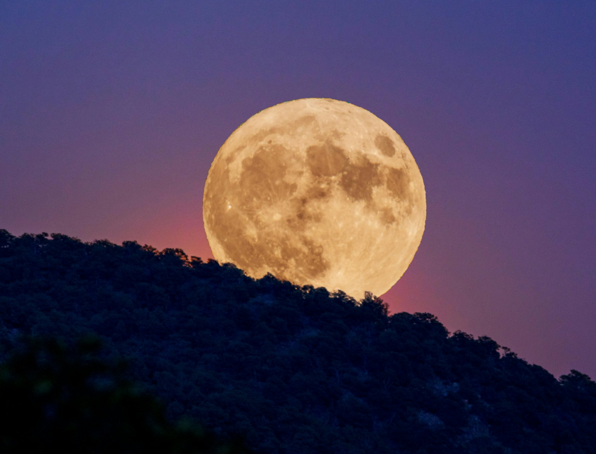 Welchen Einfluss der Mond auf uns hat