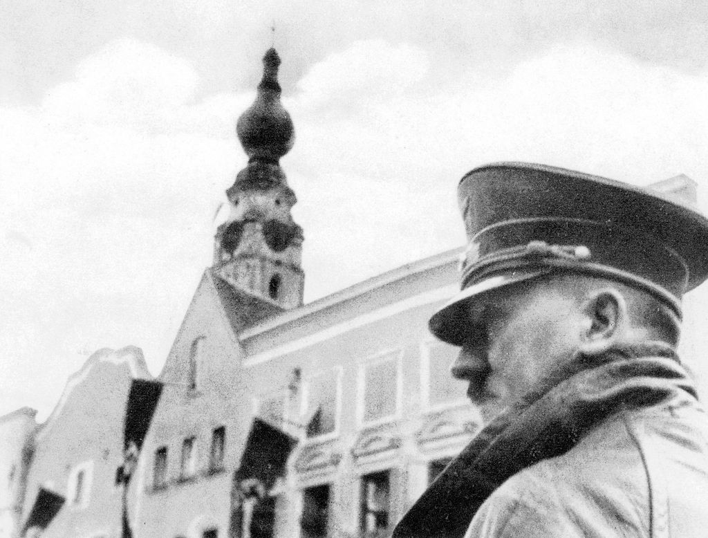 Hitler Geburtshaus in Braunau und seine kontroverse Nutzung
