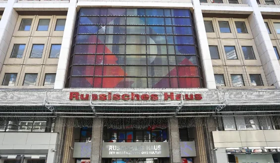 Kritik am Russischen Haus in Berlin