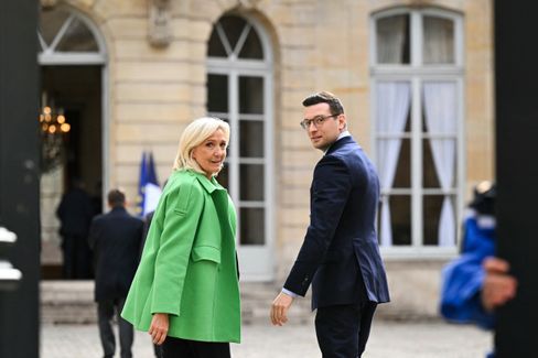 Frankreich: Präsidentschaftskandidaten debattieren über Wirtschaftspolitik