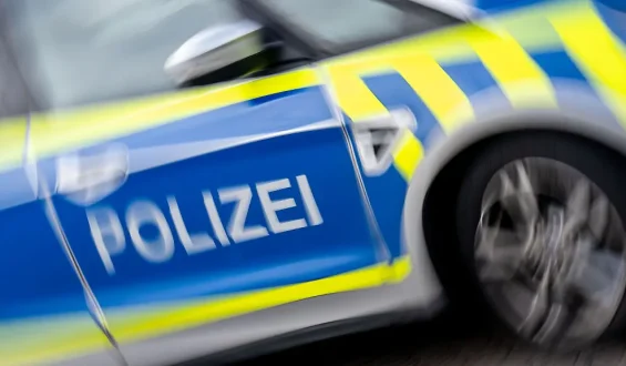 Radfahrerin von Traktoranhänger erfasst und tödlich verletzt