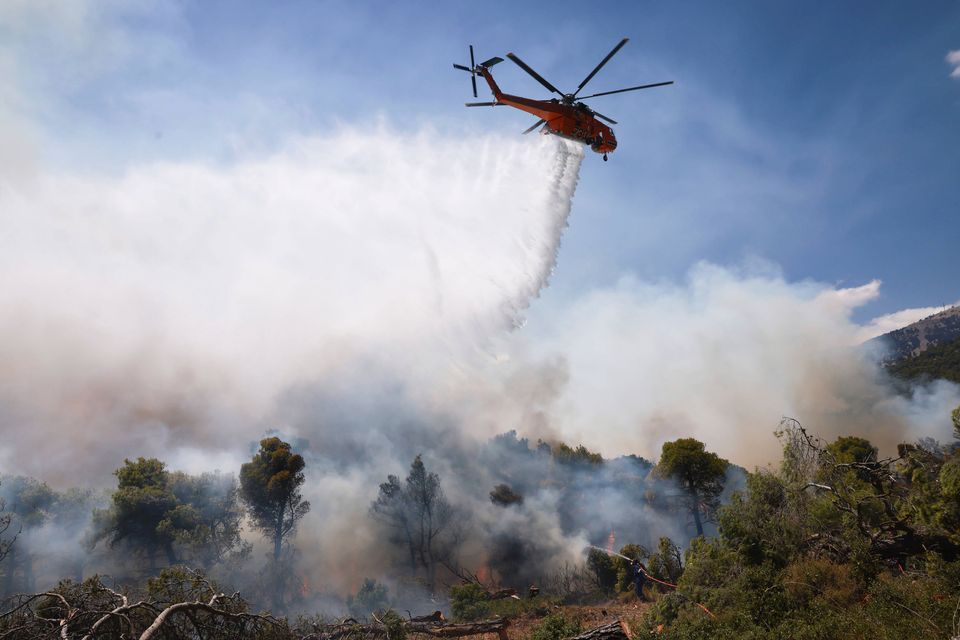 Hubschrauberunglück bei Waldbrandbekämpfung in Griechenland