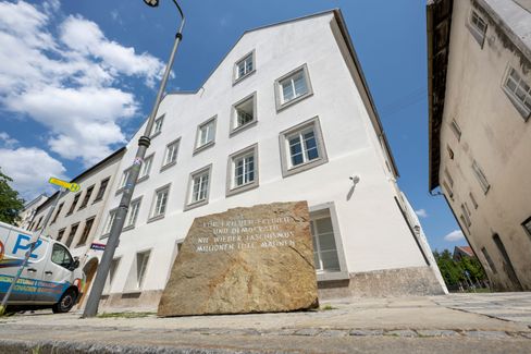 Hitlers Geburtshaus in Braunau: Ein Ort der Erinnerung und Kontroverse