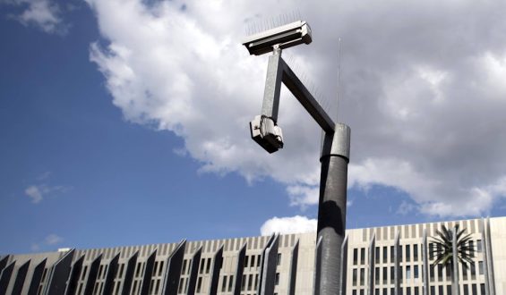 Bundesregierung verstärkt Befugnisse der Nachrichtendienste