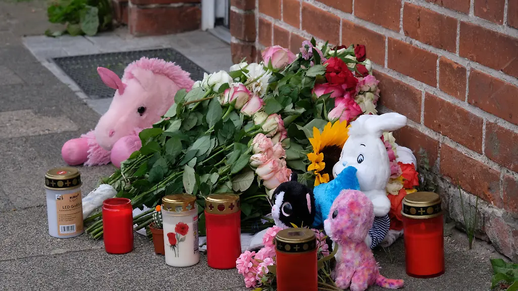 Ermittlungen gegen Eltern nach Tod eines dreijährigen Kindes im Pool