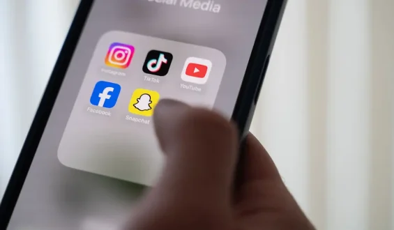 Die Auswirkungen von Social-Media-Posts im Berufsleben