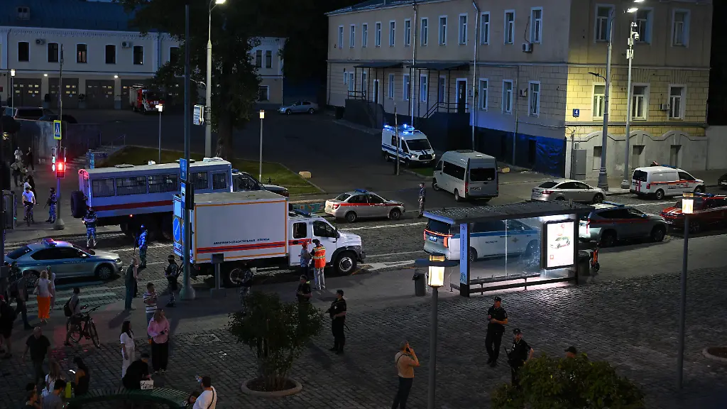 Explosion im Zentrum von Moskau nahe Café-Restaurant