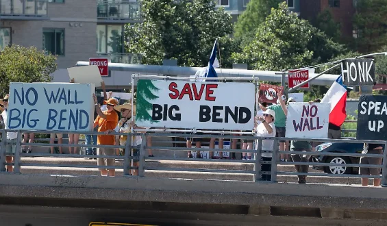 US-Behörde stoppt Bau von Grenzschutzanlage in Texas