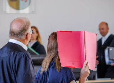 Mordprozess um Fabian: Spannungen und Analyse belasten Gina H.