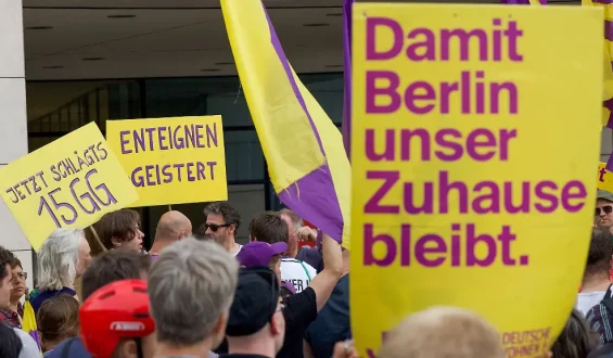 Enteignungsdebatte in Berlin: Linke setzt klare Koalitionsbedingungen