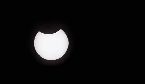 Beobachtung der Sonnenfinsternis: Tipps und Wetterbedingungen