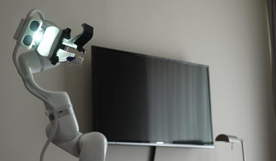 Automatisierung in der Hotelbranche: Der Roboter Billie im Einsatz