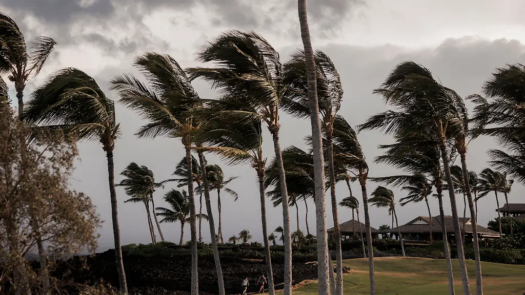 Hurrikan Lala bedroht Hawaii mit Unwettern und Schäden