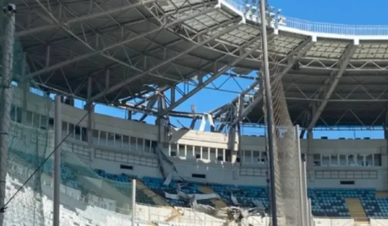 Erhebliche Schäden am Fußballstadion in Odessa durch russischen Angriff