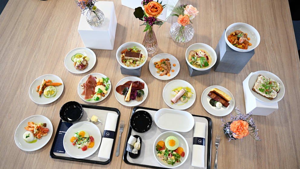 BILD beim Lufthansa-Essens-Tasting: Neue Gourmetküche über den Wolken