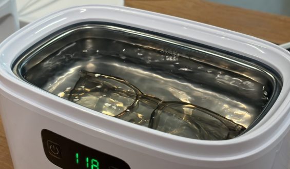 Ultraschallreiniger im Test: gründliche Reinigung für Brillen und mehr