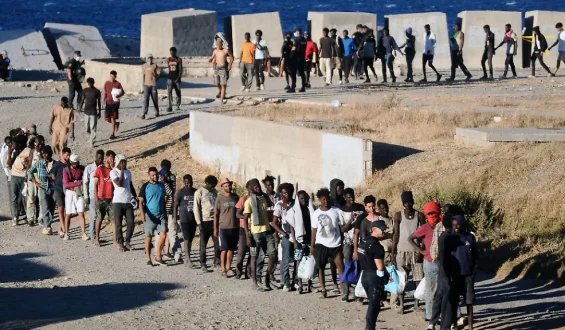 Präsident von Ceuta fordert Internierung von Migranten