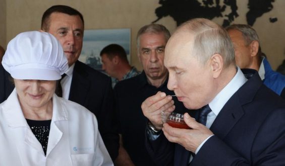 Putins Besuch auf den Kurilen-Inseln sorgt für diplomatischen Streit