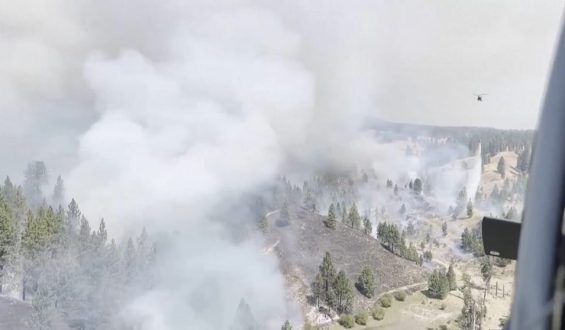 Nationalgarde greift im Kampf gegen Feuer aus der Luft ein