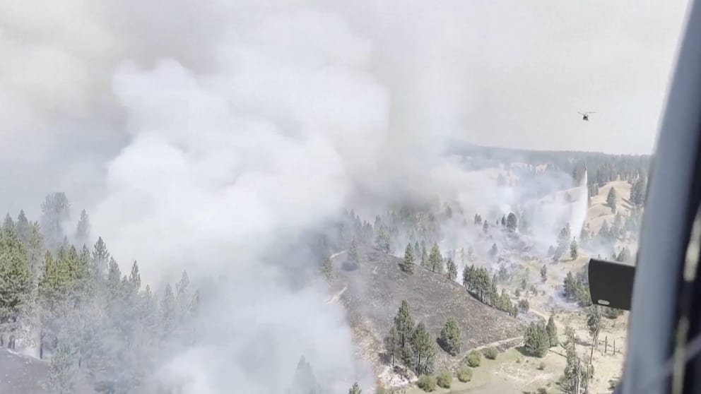 Nationalgarde greift im Kampf gegen Feuer aus der Luft ein